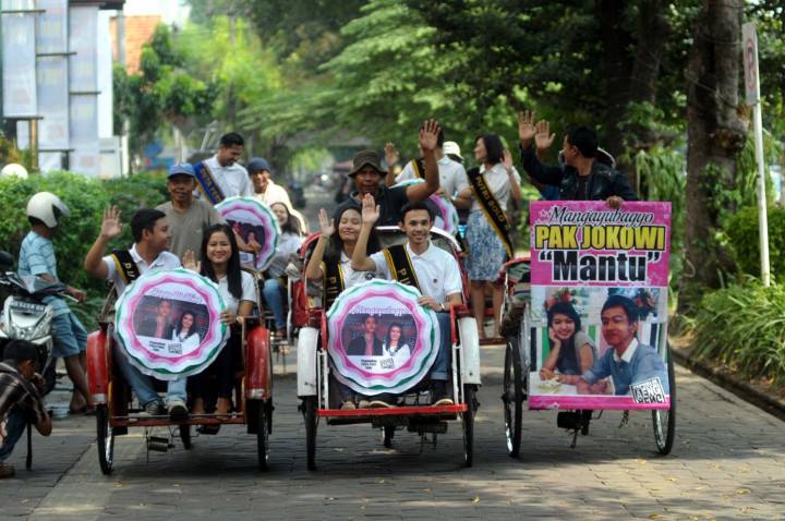 Pengayuh Becak Merasa Terhormat Bisa Antar Tamu Jokowi