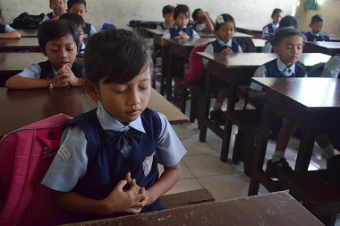 Bupati Sumba Timur Cari Keluarga Tersangka Pembunuh Angeline