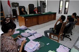 Oknum Pegawai Imigrasi Diduga Jadi Calo Tilang SIM