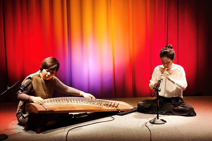 Duo Asal Korea Jajal Iringi Tembang Macapat Jawa