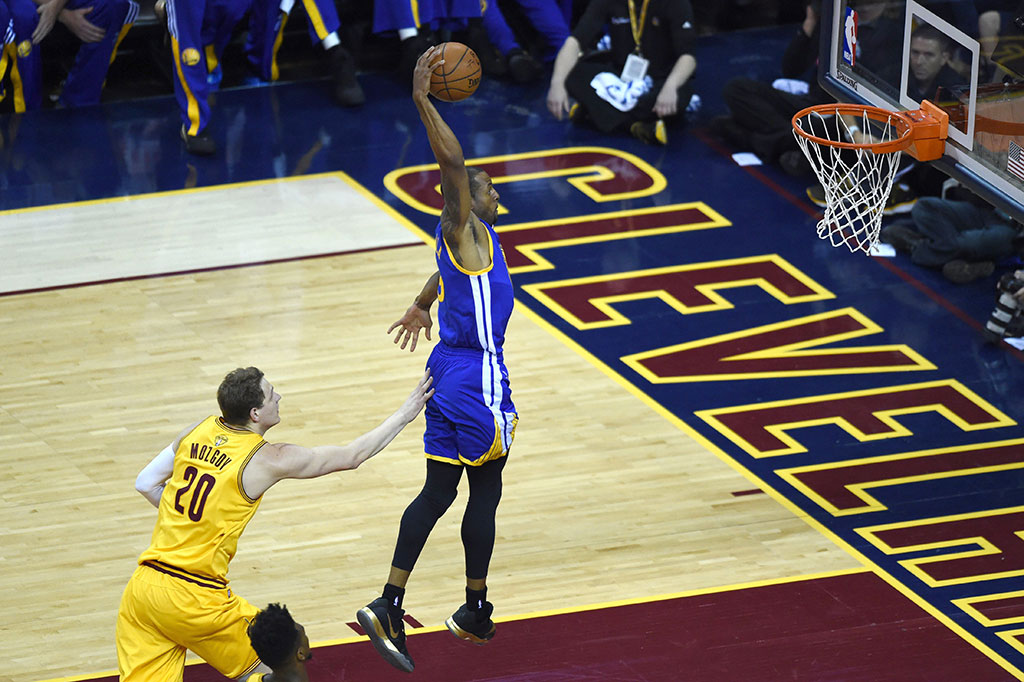 Warriors vs Cavaliers Sama Kuat 2-2