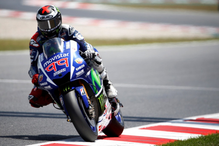 Marquez dan Dovizioso Jatuh, Lorenzo Juara GP Catalunya