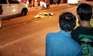 Minibus Terbalik di Ambon, 4 Penumpang Tewas