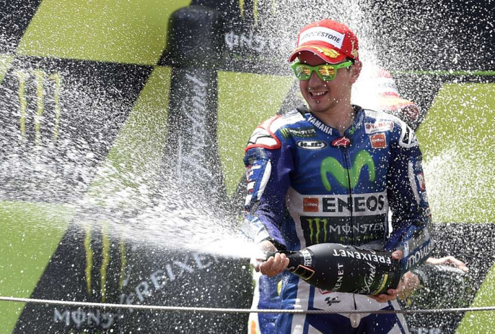 Lorenzo Lega Bisa Juara di MotoGP Catalunya