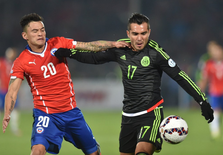 Imbang Kontra Meksiko, Cile Pimpin Grup A