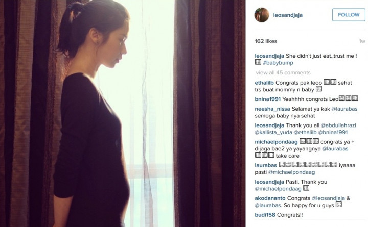 Selamat! Laura Basuki Hamil