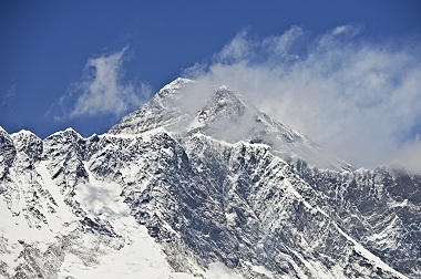 Gempa Dahsyat Nepal Geser Posisi Gunung Everest