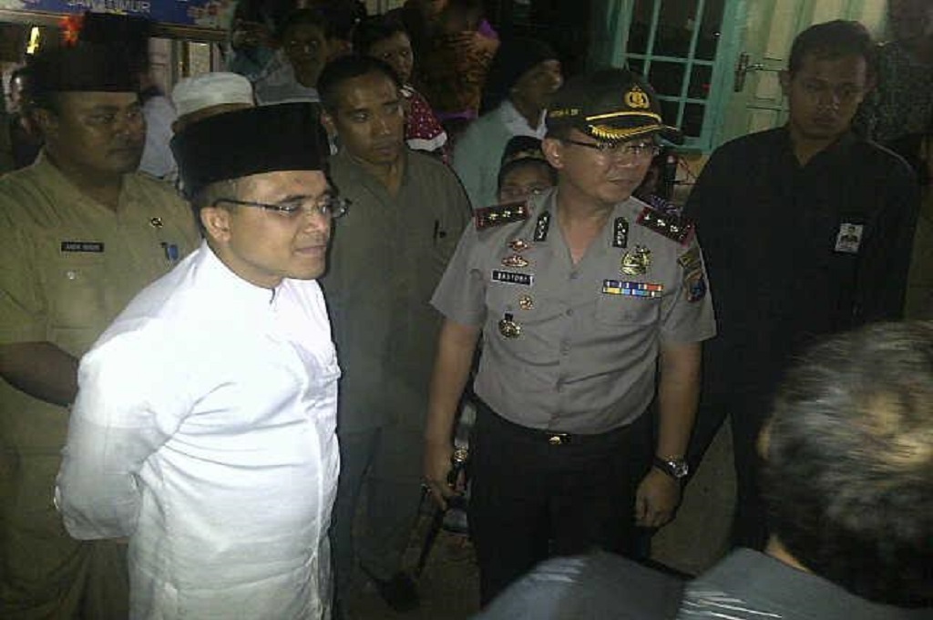 Bupati dan Kapolres Banyuwangi mendatangi rumah duka Angeline, Metrotvnews.com/ Amaluddin