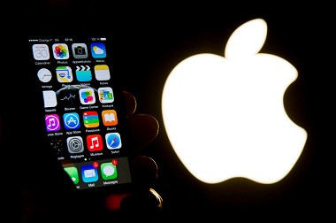 Industry Minister Challenge Apple to Build a Factory in Indonesia
