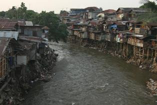 Tinjau Pemukiman Kumuh, Ahok Ajak JK Naik Helikopter