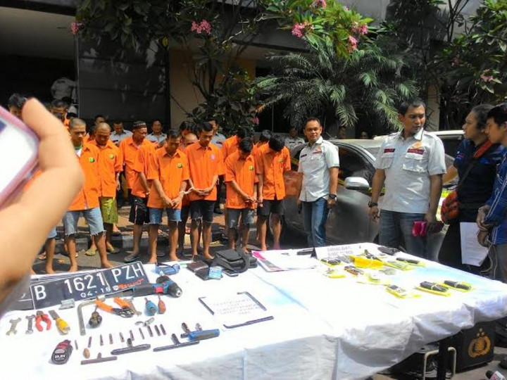 Polda Metro Gulung 16 Pelaku Curanmor dan Perampokan
