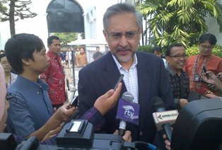 Bisa Dengar Azan, Dubes Inggris Betah Jalankan Puasa di Indonesia