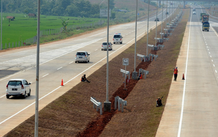 26 Juni, Masuk Tol Cipali Mulai Dikenakan Tarif