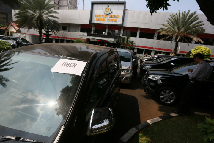 Merasa Tak Bersalah, Taksi Uber Nyatakan Terus Beroperasi