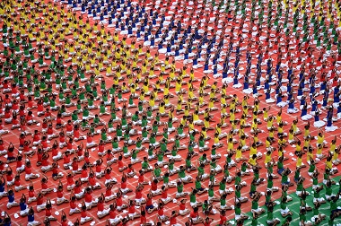 Jutaan Warga India Rayakan Hari Yoga Internasional