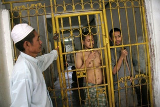 Di Ponpes Ini 90 Santri Gangguan Jiwa Disembuhkan