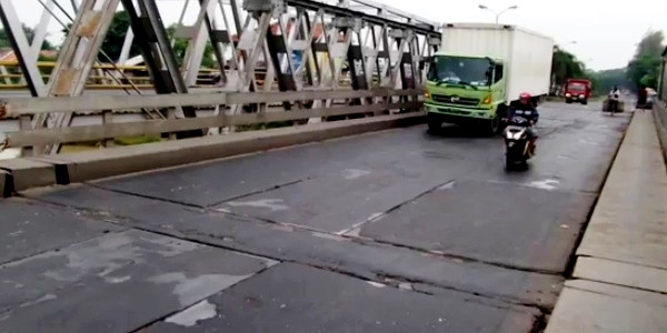 Usai Lebaran, Jembatan Sipait Diganti Baru