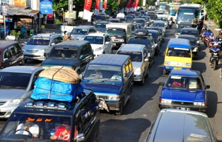 Tahun Ini Pemudik Bisa Pantau CCTV Jalur Mudik via Android 