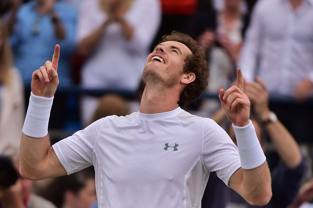 Andy Murray Juara Queen Club