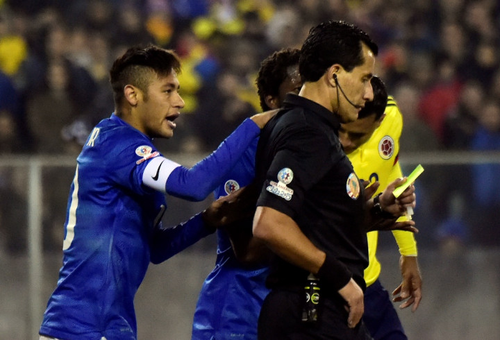 Brasil Tarik Banding, Neymar Resmi Meninggalkan Copa America 2015 