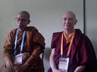 Biksuni Mancanegara Puji Pluralisme di Indonesia 