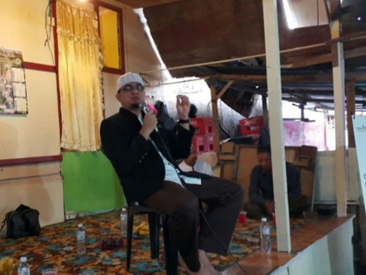 Agar Dakwah Diterima TKI Ilegal: Bikin Perutnya Kenyang