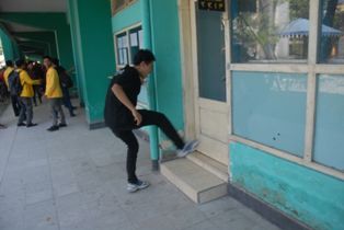 Mahasiswa Undar Rebut Paksa Kampus dari Rektor Ibrahim