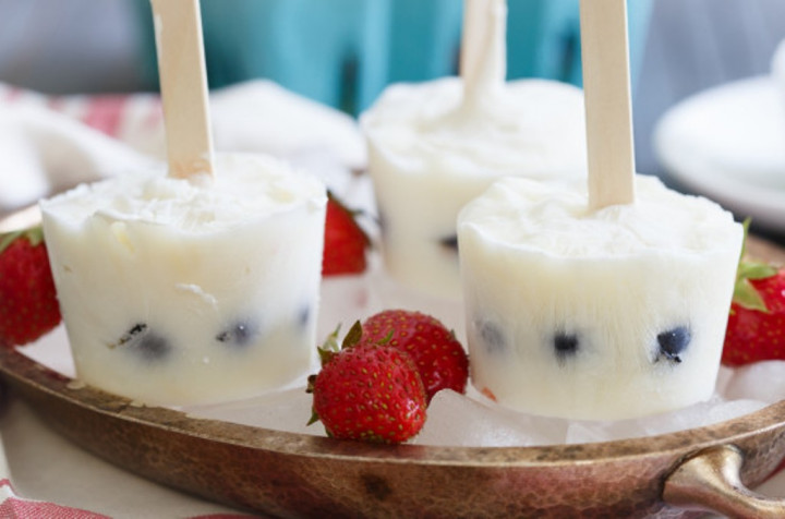 Resep Yogurt Pop yang Praktis dan Menyegarkan