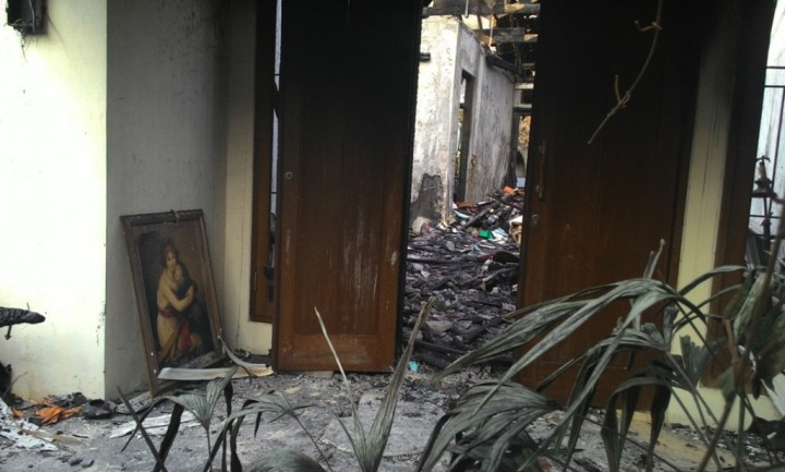 Tim Puslabfor Polri Datangi Lokasi Kebakaran di Pejaten