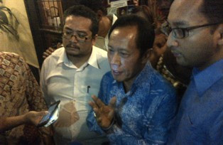 Hari Pertama Kerja, Sutiyoso Cek Kualitas Aparat dan Peralatan BIN