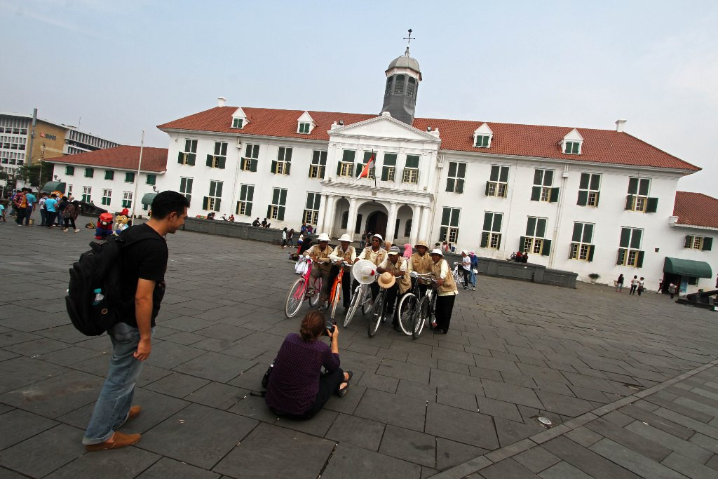 Sebanyak 27 gedung di 10 lokasi di kawasan Kota Tua kini mulai direvitalisasi oleh Pemprov DKI Jakarta. (foto: MI/Immanuel Antonius)