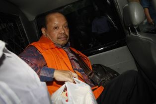 Ditegur Hakim Bernada Tinggi, Sutan: Saya Hampir Cerai Karena Ini