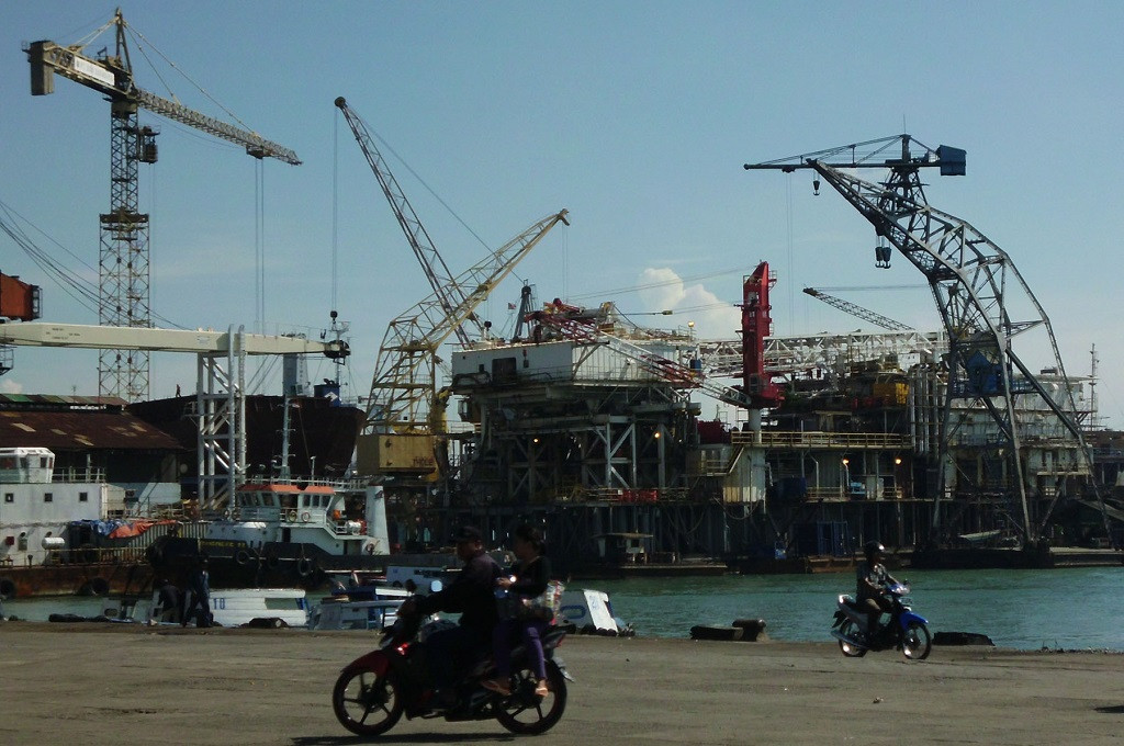 Kegiatan di Pelabuhan Tanjung Perak Surabaya, MI/ Abdus