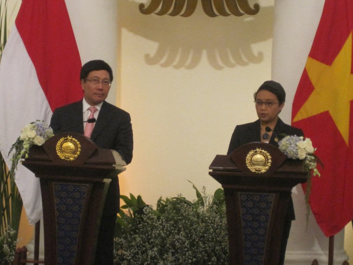 Menlu Retno Bahas Pencurian Ikan dengan Menlu Vietnam 