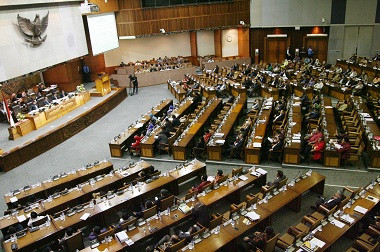 Mending Anggaran Dana Aspirasi untuk Perbanyak Kapal Penyeberangan