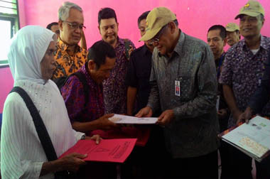 Rp741 M untuk Kompensasi Lahan Waduk Jatigede  