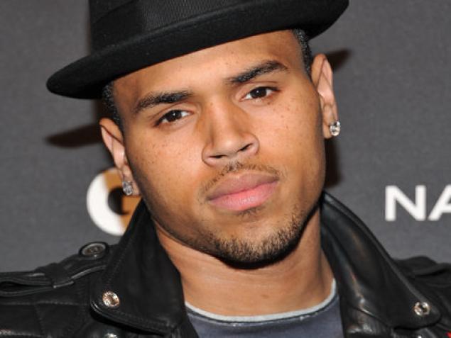 Album Terbaru Chris Brown Rilis Akhir Tahun