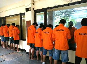 Polisi Ciduk Komplotan Perampok di Pondok Aren 