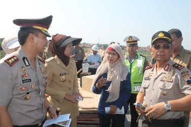 Tol Brebes Timur Bantu Ringankan Tugas Polisi