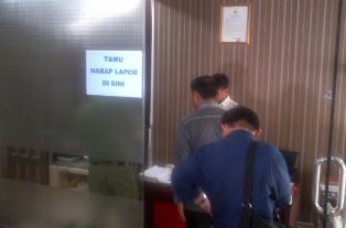 Didampingi PNS, Haji Lulung Mendadak Datangi Bareskrim