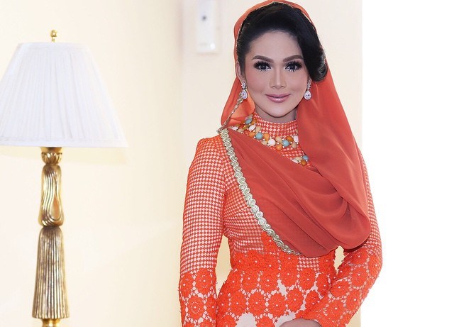 LUSENSE KD by Luthy, Brand Pakaian Muslim ala Krisdayanti 
