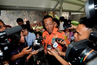 Basarnas Fokus Evakuasi Korban Warga Sipil