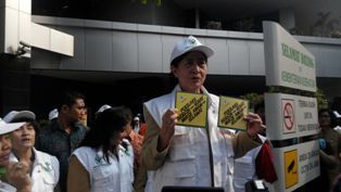 Pesawat Haji Diminta Tayangkan Pencegahan Virus MERS