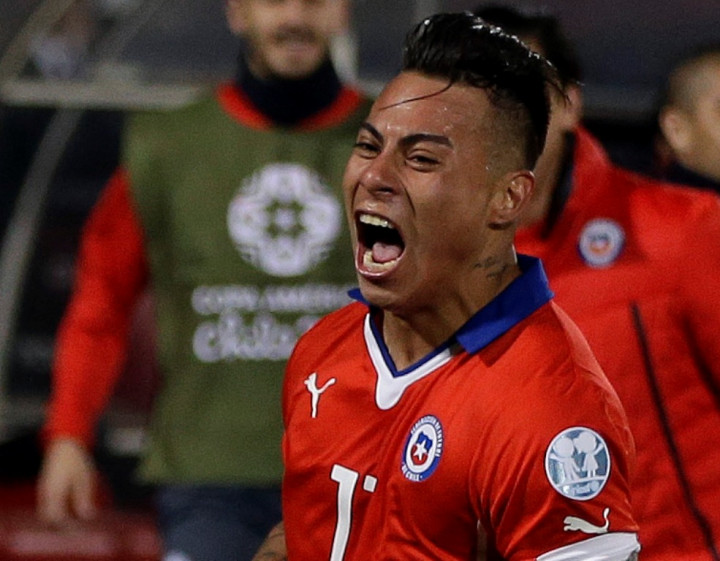 Resep Vargas Cetak Dua Gol ke Gawang Peru