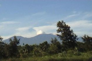 Gunung Raung Siaga, BNPB Petakan Evakuasi Radius Terdampak