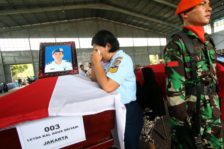 Suasana Saat Awak Pesawat Hercules Berkumpul Sebelum Kecelakaan