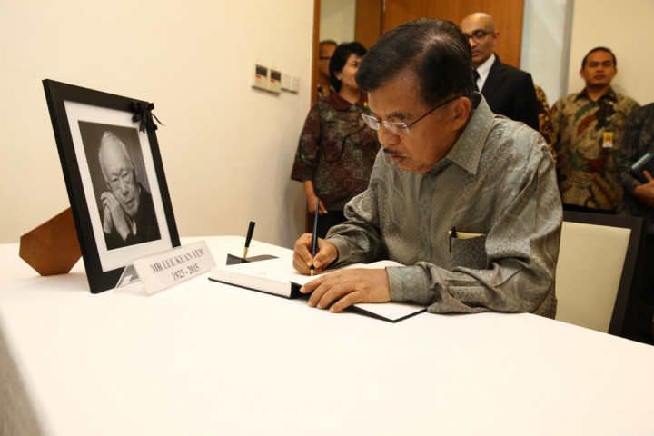 Hercules Bawa Warga Sipil, JK: Daripada Kosong