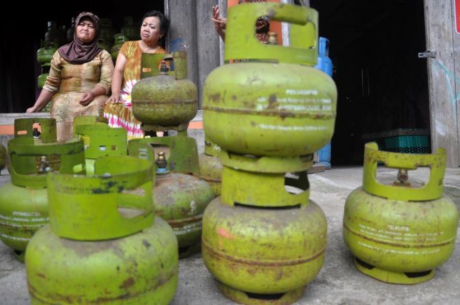 Pertamina Tambah Stok Gas Elpiji Tiga Kg