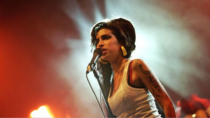 Materi Lagu Amy Winehouse yang Belum Rilis Dihancurkan