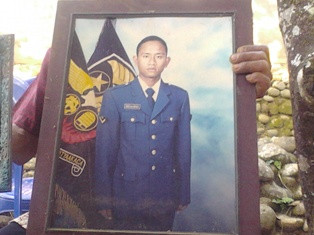 Ke Boyolali Demi Hadiri Pemakaman Suami